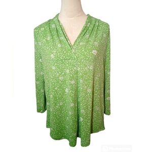 Charter Club Lime Green White Floral Vneck Blouse Size M.